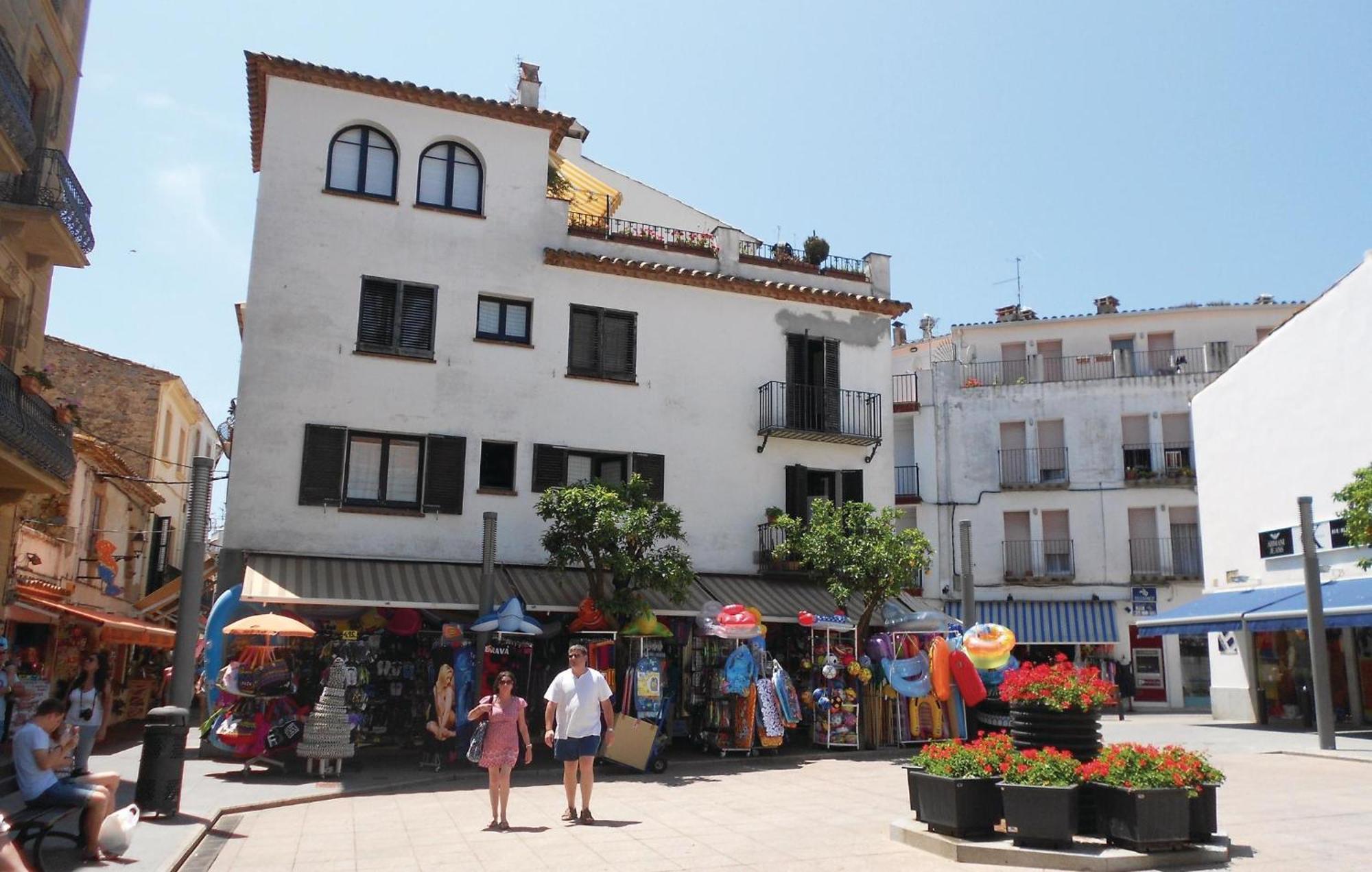 3 Bedroom Gorgeous Apartment In Tossa De Mar Exterior foto
